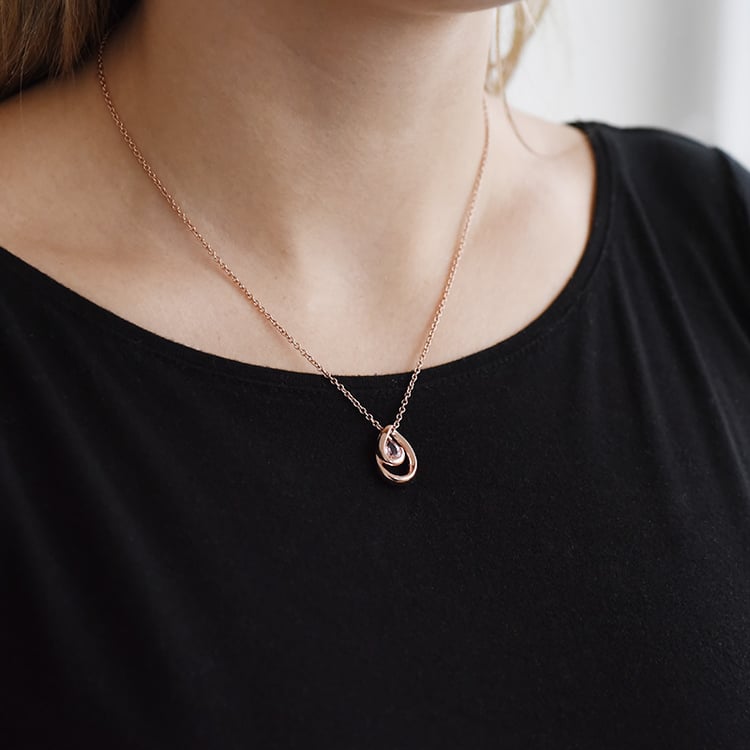 Přívěsek se simulovanou morganitovou kapkou 89864