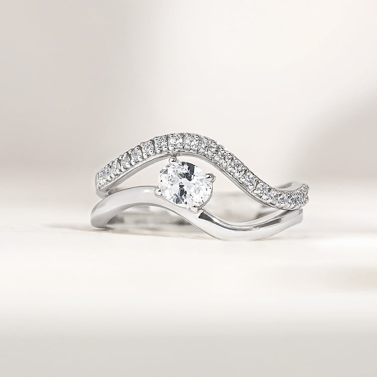 Romantický zásnubní set atypických prstýnků s diamanty 156553