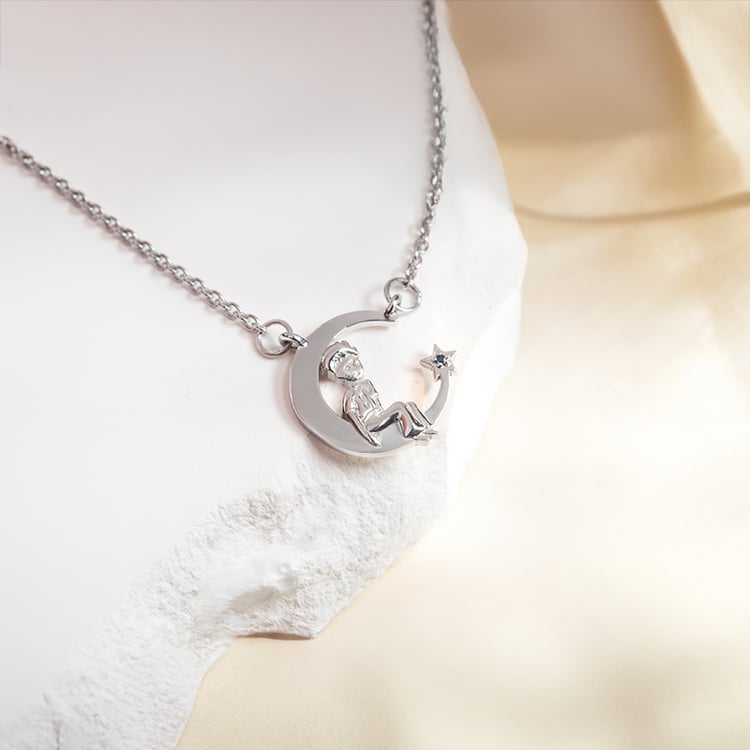 Stříbrný náhrdelník ve tvaru měsíčku s výběrem drahokamu Malý princ 150524