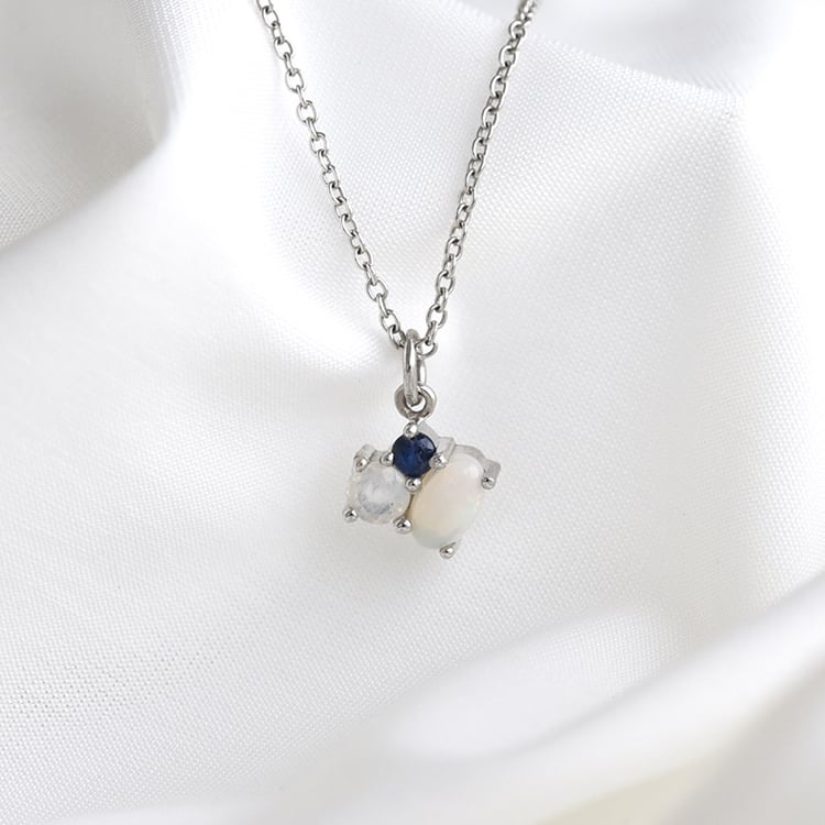 Minimalistický cluster náhrdelník s drahokamy ze zlata 82720