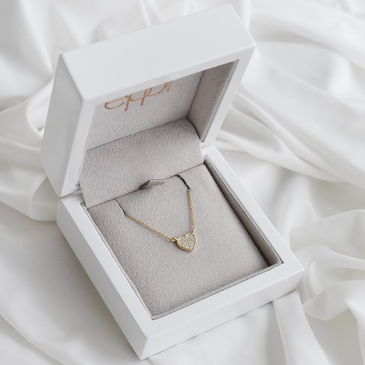 Náhrdelník ve tvaru srdce 91225