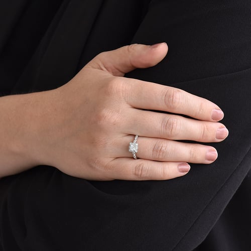 Vintage prsten s lab-grown diamanty Venera