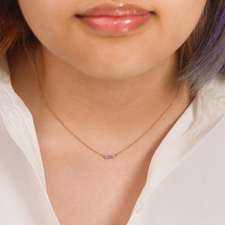 Minimalistický náhrdelník s tanzanity Kiah 156739