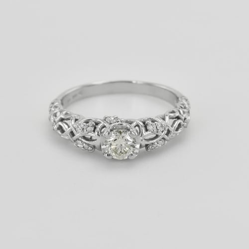 Vintage zásnubní prsten s moissanitem a lab-grown diamanty Chantal