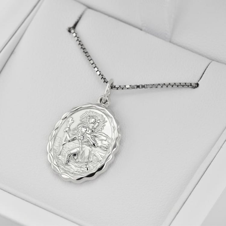 Náhrdelník ze stříbra 26013