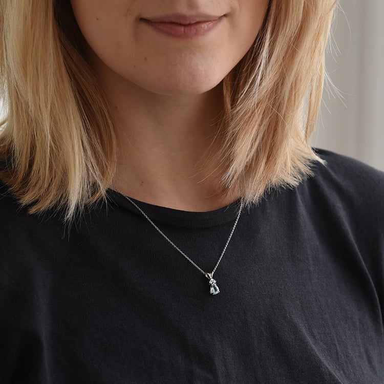 Náhrdelník s akvamarínem 65386