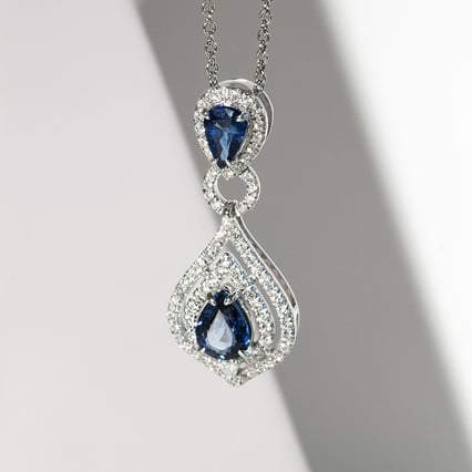 Přívěsek se safíry a diamanty Lovise