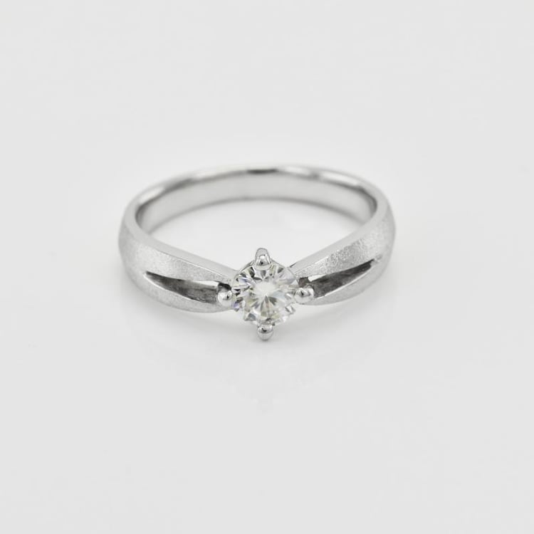 Zlatý zásnubní prsten 19622