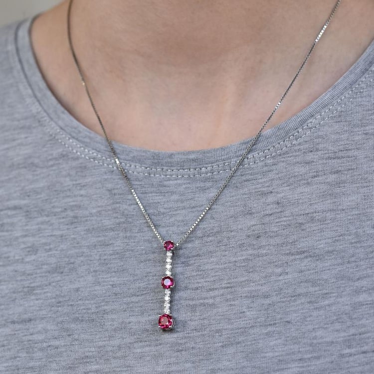 Rubínový přívěsek 26612