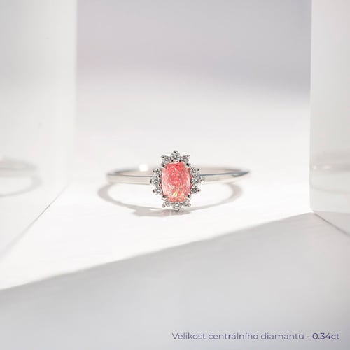 Zásnubní prsten s certifikovaným fancy pink lab-grown diamantem Bayo