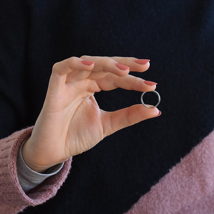 Zlatý diamantový prsten 71632