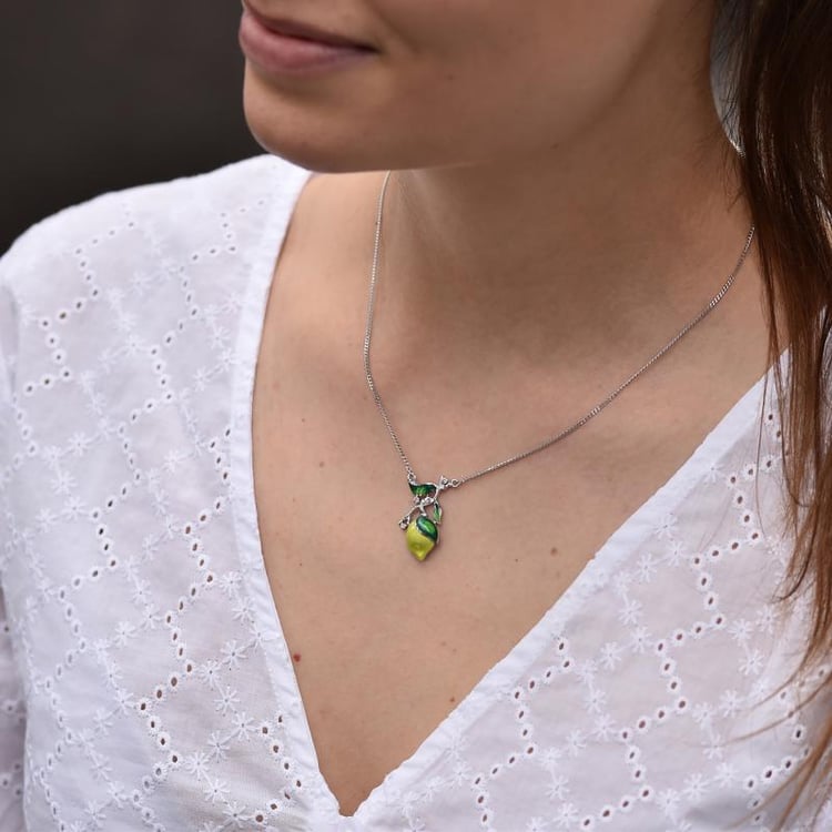 Stříbrný diamantový náhrdelník s citronem 43558