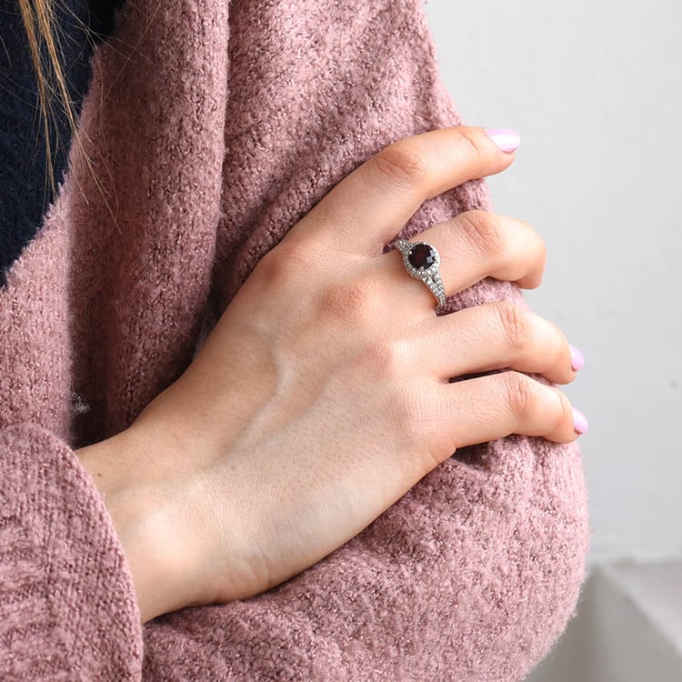 Prsten s granátem a zirkony 78411