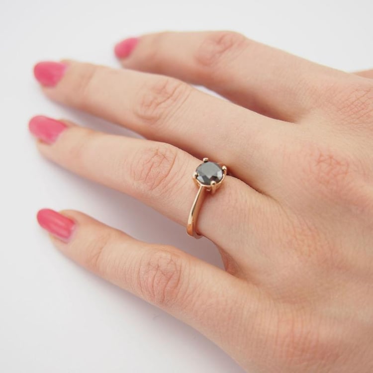 Prsten s diamantem 8716