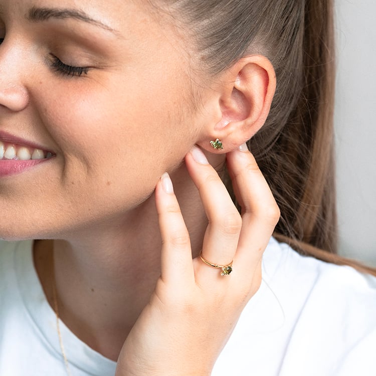 Cluster zásnubní prsten s vltavínem, safírem a diamanty Rosa 143970