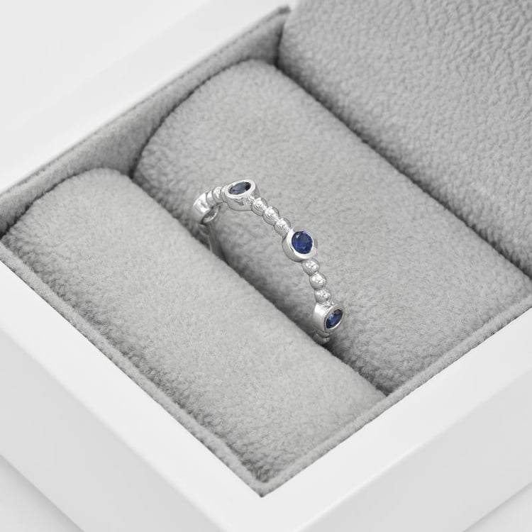 Safírový eternity prsten 45197