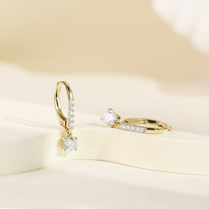 Zlaté visací náušnice s 0.2ct přírodním diamantem Sumaya