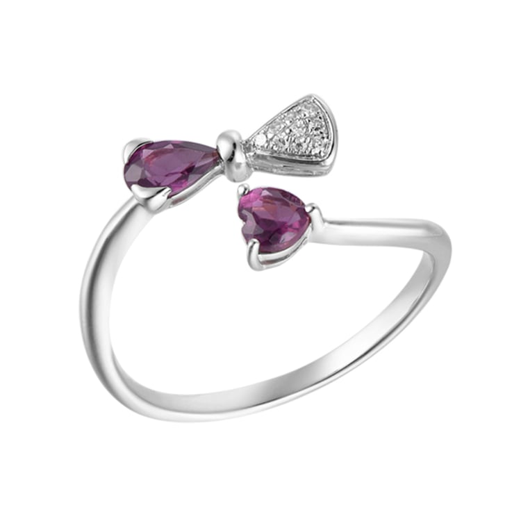 Drahokamový prsten z bílého zlata