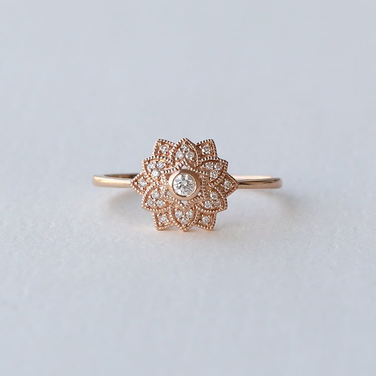 Zlatá květina 73672