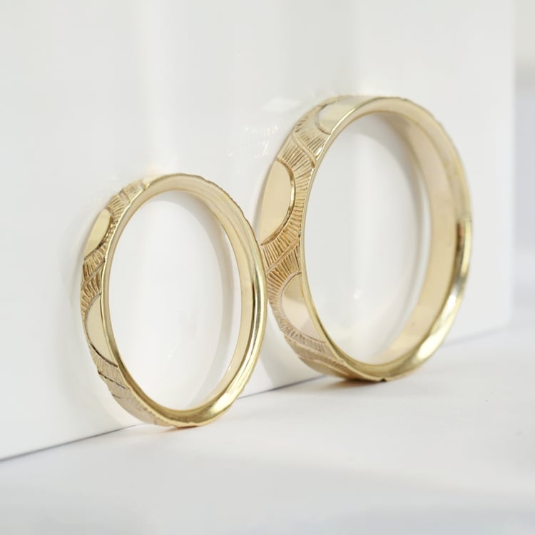 Snubní prsteny s ruční rytinou slunce Villa 118167