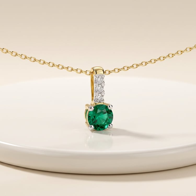 Romantický přívěsek se smaragdem a lab-grown diamanty Dai 169211