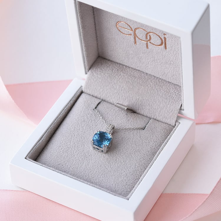 zlatý přívěsek s modrým a bílými topazy 76106