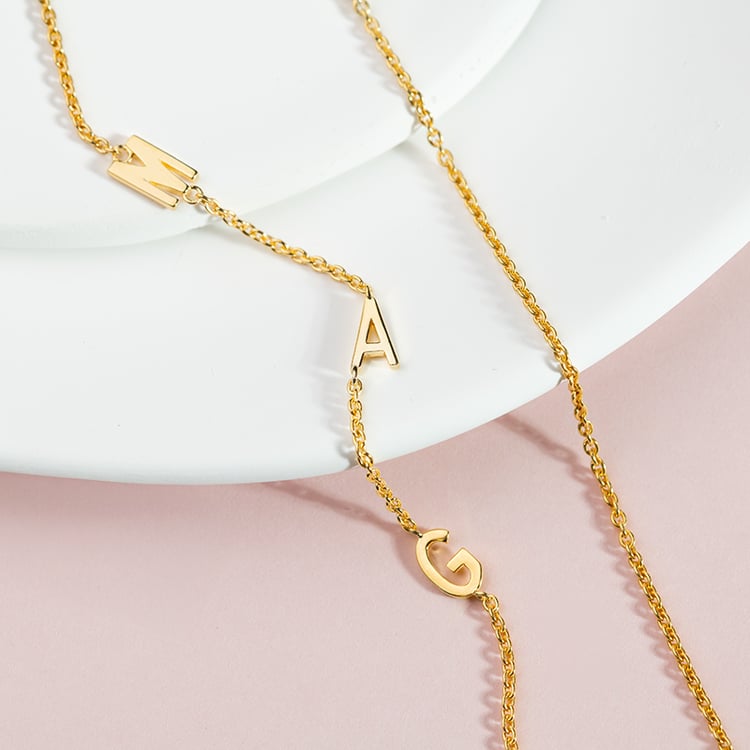 Náhrdelník s 5 písmenky podle vaší volby a lab-grown diamantem Lupe 150659