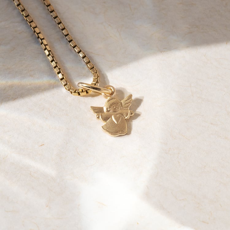 Zlatý přívěsek s andělem 140330