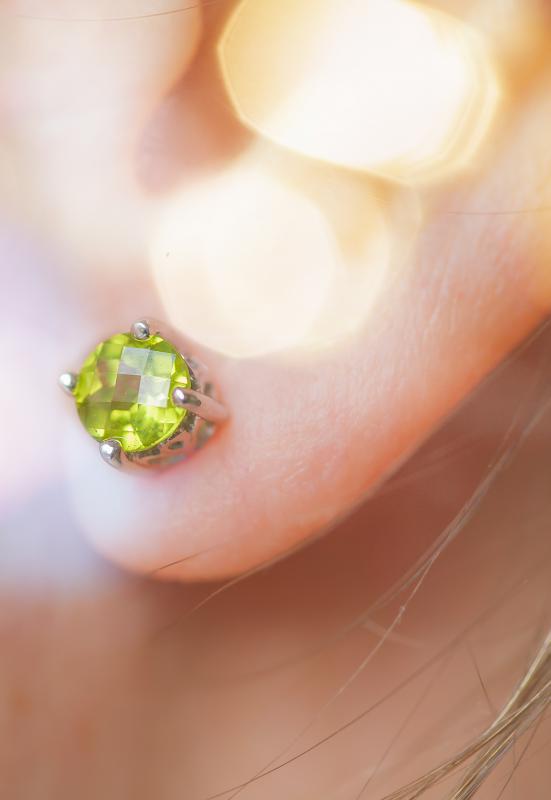 stříbrné olivínové náušnice 6220