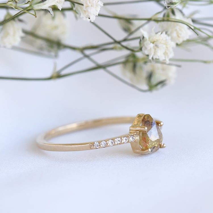 Zásnubní prsten se žlutým diamantem 78240