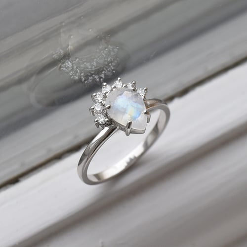 Zásnubní prsten s měsíčním kamenem a diamanty Namir