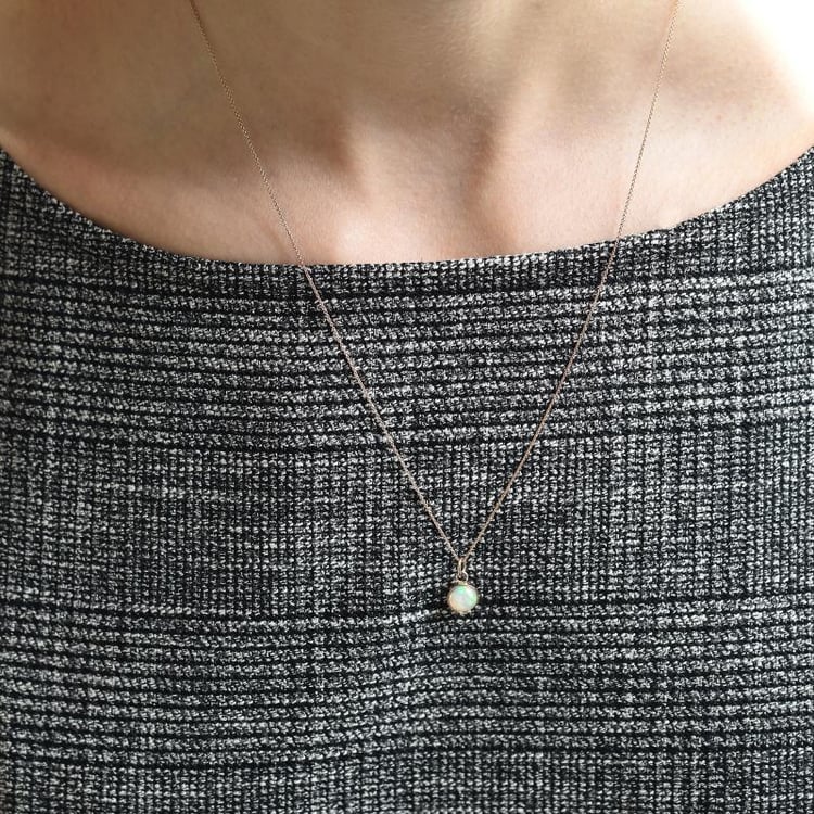 Opálový přívěsek 29737