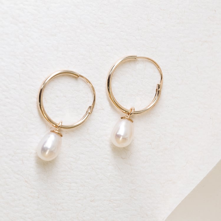 Zlaté visací náušnice s perlami Margo 123020