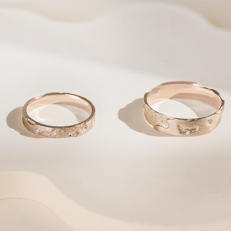 Snubní prsteny s ručně rytým povrchem Cley 163750