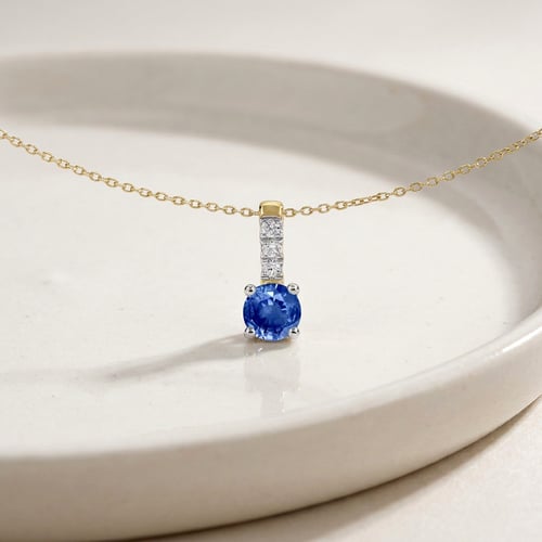 Stříbrný romantický přívěsek s modrým safírem a lab-grown diamanty Dai