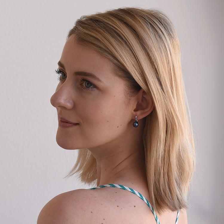 Náušnice s černými perlami 65629