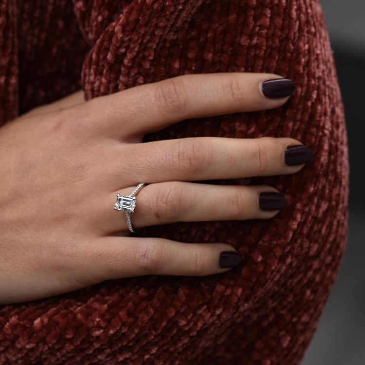 Zlatý zásnubní prsten s emerald diamantem Winola 49494