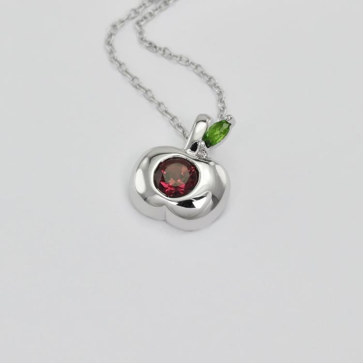 Stříbrné jablíčko s granátem 25765