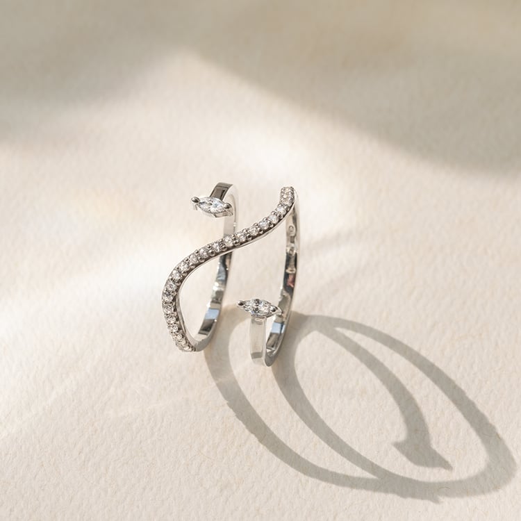 Atypický prsten s moissanity Lina 137323