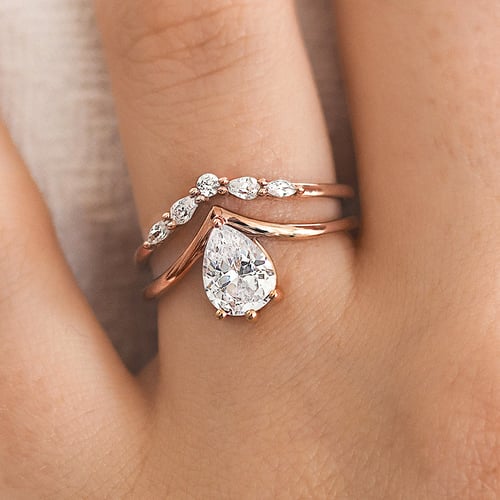 Originální zásnubní set atypických prstýnků s lab-grown diamanty Kristine