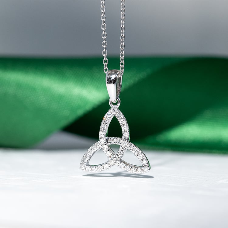 Diamantový přívěsek ve stylu keltského uzlu Armina 128265