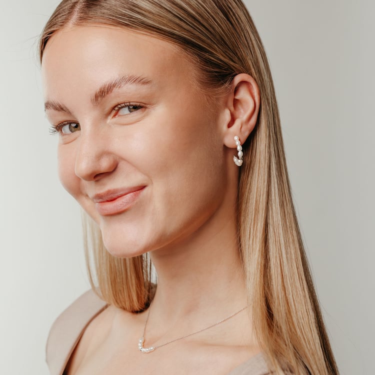 Kolekce stříbrných šperků s perlami 163963