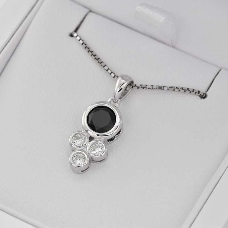 Přívěsek ze stříbra 26270