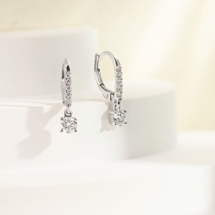 Stříbrné visací náušnice s 0.2ct lab-grown diamantem Sumaya