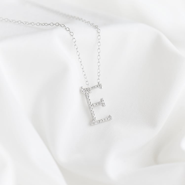 Náhrdelník se syntetickými diamanty 90493