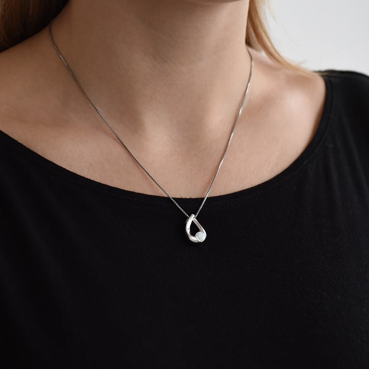 Opálový přívěsek 89792