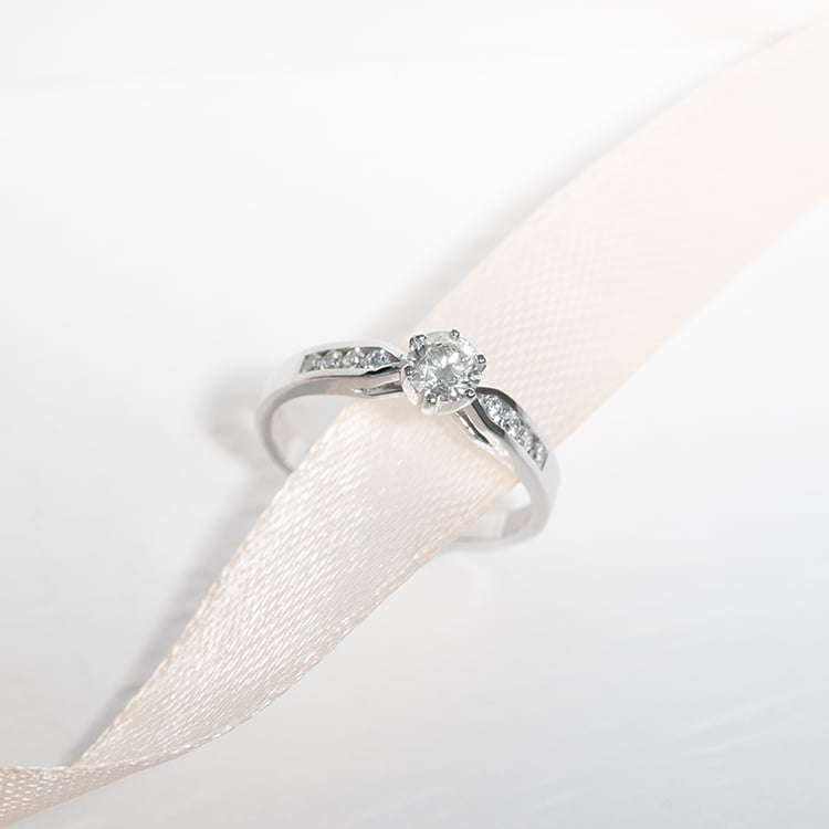 Zásnubní prsten s diamantem Mita 125334