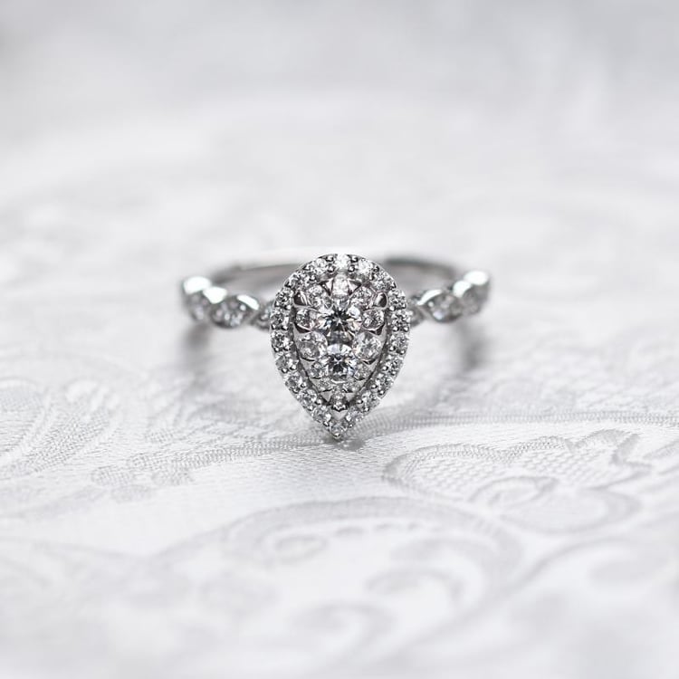 Diamantový zásnubní prsten 49585