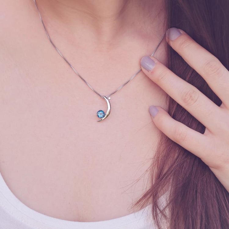 Náhredelník s topazem Ainesh 14363