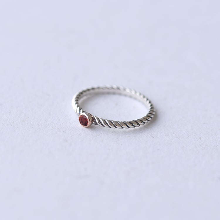 Granátový prsten 59106